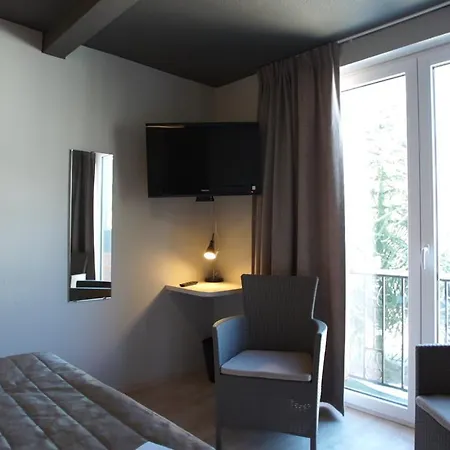 Logis Beau Sejour 호텔 3*