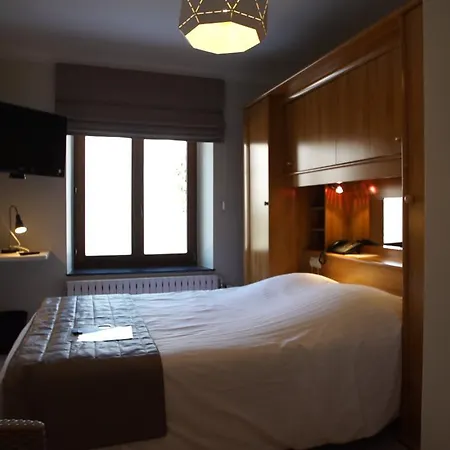 Logis Beau Sejour Hotell Frahan